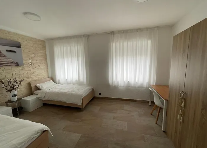 Erft Гостевой дом Керпен